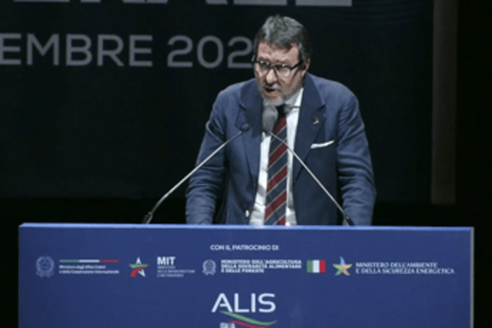 Porti, Salvini: "Entro Natale riforma governance in Cdm" Porti, Salvini: "Entro Natale riforma governance in Cdm"