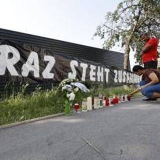 Austria, sparatoria a Graz: trovata bomba artigianale nell'abitazione dell'autore 21enne