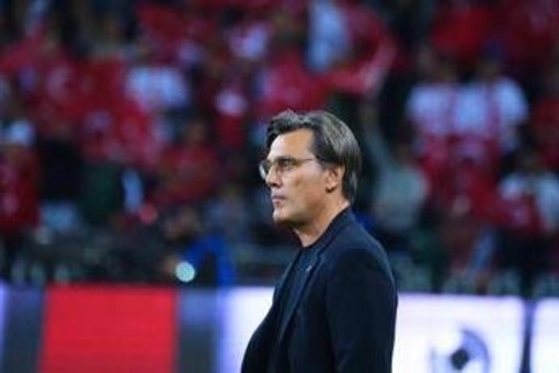 Italia avanti 3-0 a fine primo tempo, i tifosi della Turchia contro Montella: "Dimissioni"