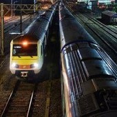 &quot;Il ponte crolla, stop ai treni&quot;: allarme in Inghilterra per una foto fake