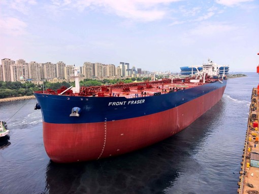 Cina, realizzata una superpetroliera da 300.000 tonnellate Cina, realizzata una superpetroliera da 300.000 tonnellate