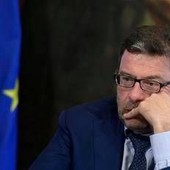 Manovra 2027, verso flat tax per neoassunti under 35 e fondo pensioni. Salta il taglio Irpef per il ceto medio