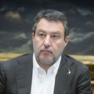 Salvini “Prorogheremo sconto su diesel, poi ragioniamo più su lungo termine”