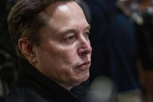 Doge di Musk, media: "Sciolto il Dipartimento per l'Efficienza governativa" Doge di Musk, media: "Sciolto il Dipartimento per l'Efficienza governativa"