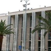 Bambina morta a Palermo, benzina sui vestiti. Sequestrato appartamento in cui viveva