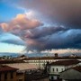 Previsioni meteo, il ciclone si allontana: weekend più soleggiato ma con sorprese