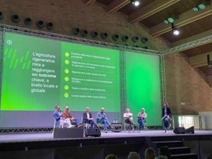 'Rigenerare per crescere', Bayer accelera sulla viticoltura rigenerativa