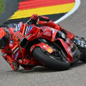 Marc Marquez vola nella practice di Brno, Martin 5° al rientro