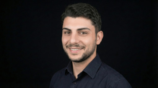 Shadow Ai: 68% dei dipendenti italiani la usa di nascosto, rischio milioni per le pmi Shadow Ai: 68% dei dipendenti italiani la usa di nascosto, rischio milioni per le pmi