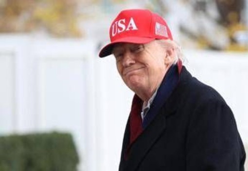 Usa, Nyt: "Trump mostra segni stanchezza". E lui replica: "Mai lavorato così tanto" Usa, Nyt: "Trump mostra segni stanchezza". E lui replica: "Mai lavorato così tanto"