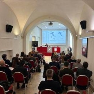 Hiv Summit, 'riportare lotta a virus al centro dell'agenda politico-sanitaria'