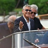 Mostra del Cinema di Venezia, stasera l'apertura con Leone d'oro alla carriera a Clooney Mostra del Cinema di Venezia, stasera l'apertura con Leone d'oro alla carriera a Clooney