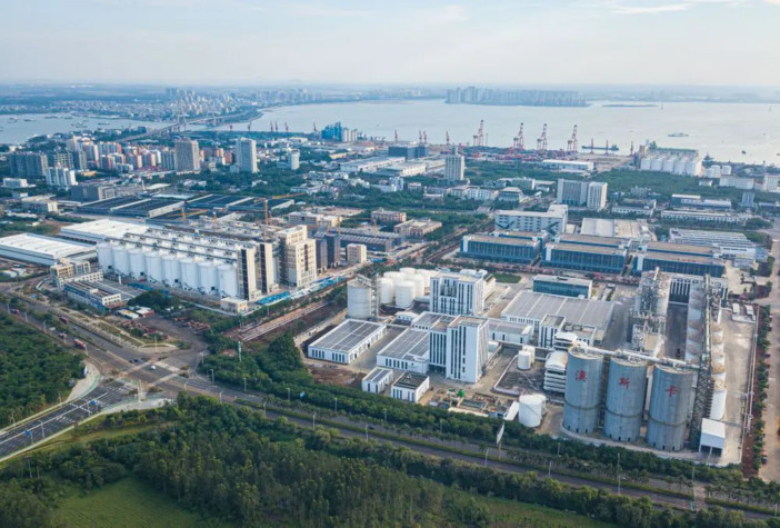 Cina, inaugurato il sito per i servizi internazionali del porto di Hainan