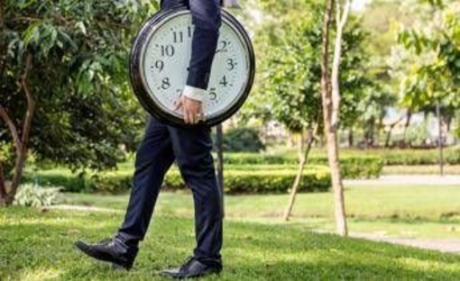 Ora solare, la scienza la promuove: tenerla tutto l'anno è la scelta migliore, ecco perché Ora solare, la scienza la promuove: tenerla tutto l'anno è la scelta migliore, ecco perché
