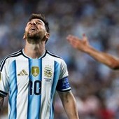 Messi, il comunicato della famiglia su papà Jorge: "Sotto osservazione, rispettate privacy"