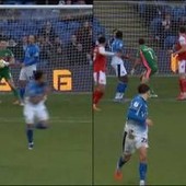 Clamoroso in Inghilterra, ecco l'autogol... dell'anno - Il video