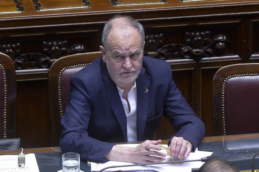 Autonomia, Calderoli “Non è finita, alzare voce”