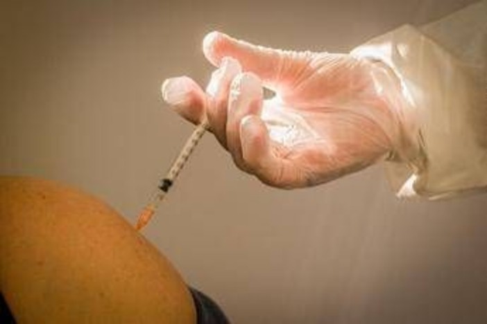 Commissione europea approva vaccino pneumococcico coniugato 21-valente negli adulti