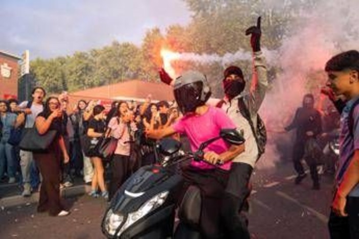 Studenti in rivolta in Francia, il sociologo: "A 7 mesi da elezioni atmosfera tempestosa, non si sa bene dove cadrà fulmine"