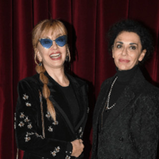 Anna Carlucci a La volta buona, il retroscena sull'infanzia con le sorelle Milly e Gabriella