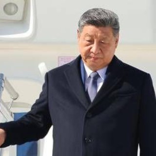 Xi inaugura Fujian, catapulte elettromagnetiche nella portaerei simbolo del potere del Dragone