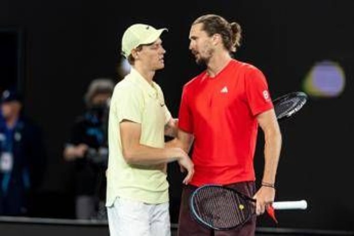 Sinner batte Popyrin e torna ad allenarsi, Zverev: &quot;Vuole vincere 6-0 6-0 6-0, non gli basta&quot;
