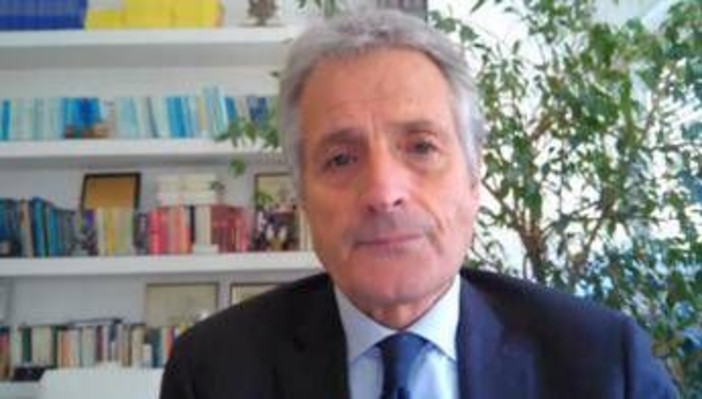 Dai rifiuti alle risorse: la nuova cultura dell'economia circolare secondo De Santoli