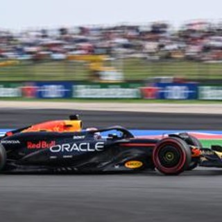 Gp Cina, Verstappen vince con Red Bull e Ferrari giù dal podio