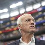 Deschamps attacca l'arbitro dopo l'eliminazione della Francia: "Per voi è al livello di una semifinale dei Mondiali?" Deschamps attacca l'arbitro dopo l'eliminazione della Francia: "Per voi è al livello di una semifinale dei Mondiali?"