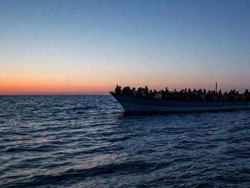 Migranti, Philp (Tory): "Se centrodestra europeo non si compatta, popolo sosterrà partiti estremisti"