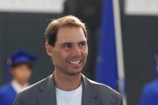 Rafa Nadal scende in campo… con un calice in mano: nasce 'El Tenista', il vino del campione Rafa Nadal scende in campo… con un calice in mano: nasce 'El Tenista', il vino del campione