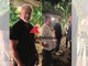 Dalle Croci alle Crocs: Mel Gibson avvistato in stile casual al The Sanctuary