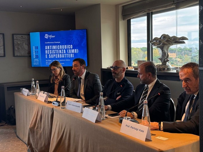 Antimicrobico-resistenza e superbatteri, da Pfizer una nuova opzione clinica Antimicrobico-resistenza e superbatteri, da Pfizer una nuova opzione clinica