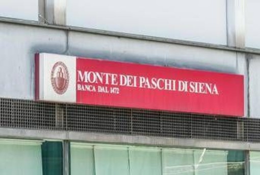 Mps, dal cda no al rilancio di Intesa: "Premio resta inferiore alla media"