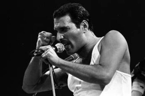 È morta Bibi, la presunta figlia 'segreta' di Freddie Mercury: aveva 48 anni