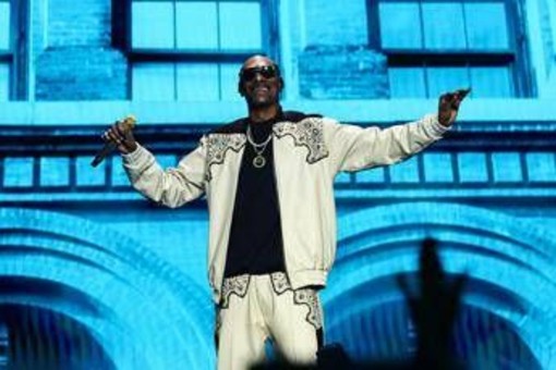 Snoop Dogg, dalla musica all'arte: i suoi spinelli venduti all'asta