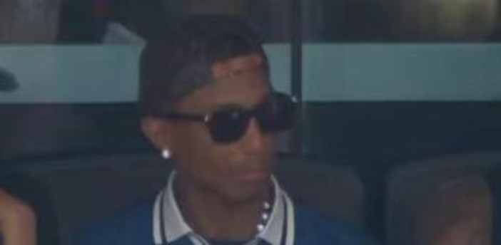 Mondiali, telecronisti non riconoscono Williams in tribuna: "Forse è un rapper..."