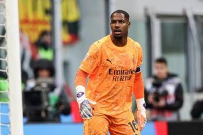 Milan-Genoa, furia Maignan contro l'arbitro ma nessuna squalifica Milan-Genoa, furia Maignan contro l'arbitro ma nessuna squalifica