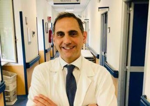 Roma, ai domiciliari il primario del Sant'Eugenio accusato di corruzione Roma, ai domiciliari il primario del Sant'Eugenio accusato di corruzione