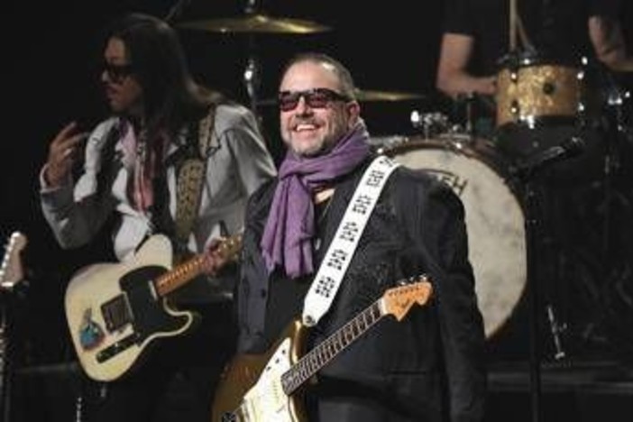 Morto Raul Malo, voce dei Mavericks e icona del country latino Morto Raul Malo, voce dei Mavericks e icona del country latino
