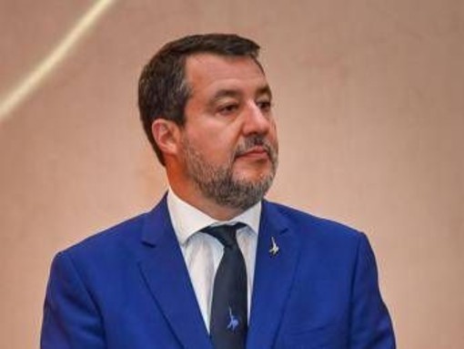 Salvini: &quot;Fuori dalle palle immigrati che non rispettano tradizioni Italia&quot;