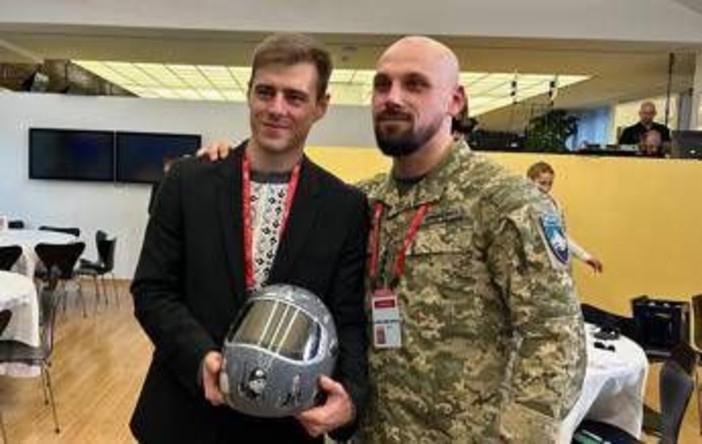 Milano Cortina, presidente Shakhtar dona 200mila dollari a Heraskevych dopo squalifica per casco con atleti ucraini uccisi in guerra Milano Cortina, presidente Shakhtar dona 200mila dollari a Heraskevych dopo squalifica per casco con atleti ucraini uccisi in guerra