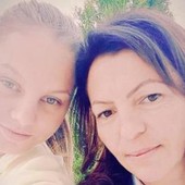 Elena, sorella di Gabriela Trandafir e zia di Renata: "Che rabbia vedere altre donne morire, si applichino leggi" Elena, sorella di Gabriela Trandafir e zia di Renata: "Che rabbia vedere altre donne morire, si applichino leggi"