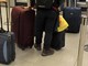Oro e gioielli all'aeroporto, sequestro da 2 milioni a Manchester
