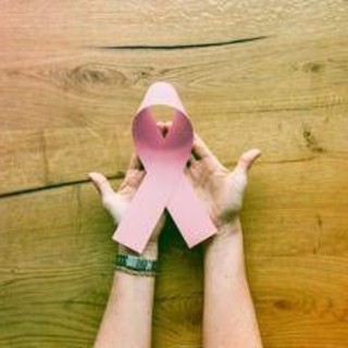 Cancro seno metastatico, ok Aifa a cura mirata: -45% rischio progressione o morte
