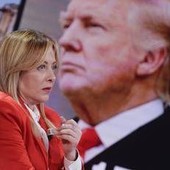 Meloni: "Non mi pento di esser stata vicina a Trump, farlo significava difendere l'interesse nazionale"