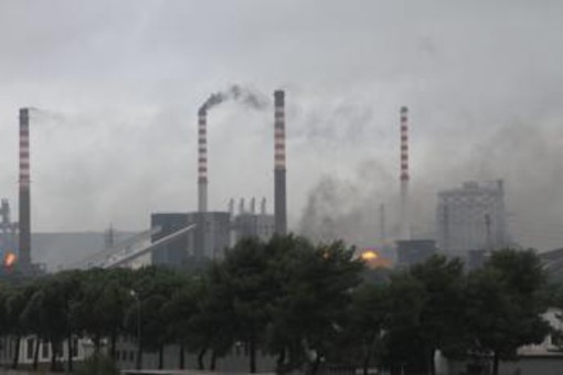 Ex Ilva, Corte Appello Milano: "Deve chiudere entro 90 giorni per amianto e polveri sottili" Ex Ilva, Corte Appello Milano: "Deve chiudere entro 90 giorni per amianto e polveri sottili"