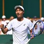 Chi è Shintaro Mochizuki, l'avversario di Sinner a Wimbledon (che ha già battuto Alcaraz)