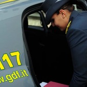 Maxi frode fiscale. Trasferiti all’estero 32.6 milioni, arrestato imprenditore Maxi frode fiscale. Trasferiti all’estero 32.6 milioni, arrestato imprenditore