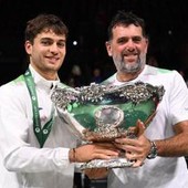 Il papà-coach di Cobolli: "Parigi lascia consapevolezza, ma Wimbledon è un'altra storia. Atp Finals? Sono un obiettivo"